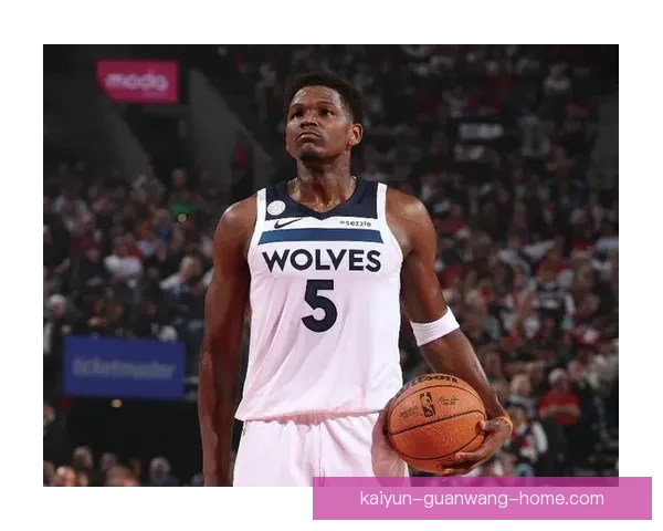 爱德华兹因伤缺席对活塞比赛 剩余6场必须全勤才能争MVP及最佳阵容资格